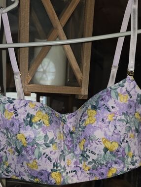 Victoria's Secret Lavender and Yellow Floral Bralette🟣